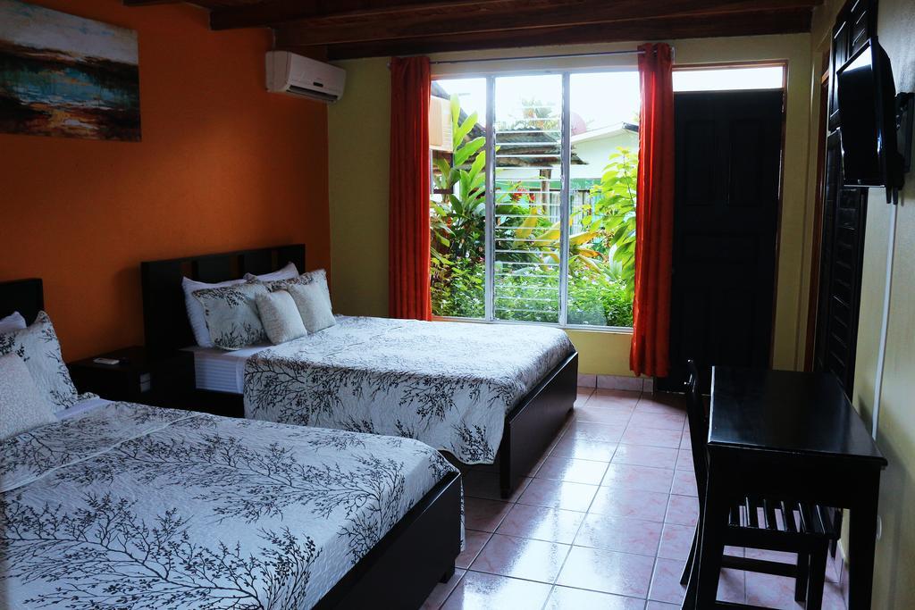 Hotel Las Flores Fortuna La Fortuna 外观 照片