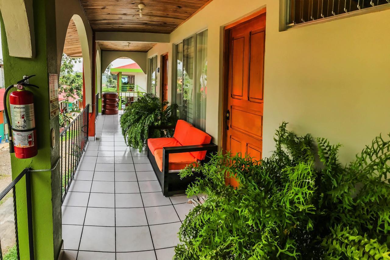 Hotel Las Flores Fortuna La Fortuna 外观 照片